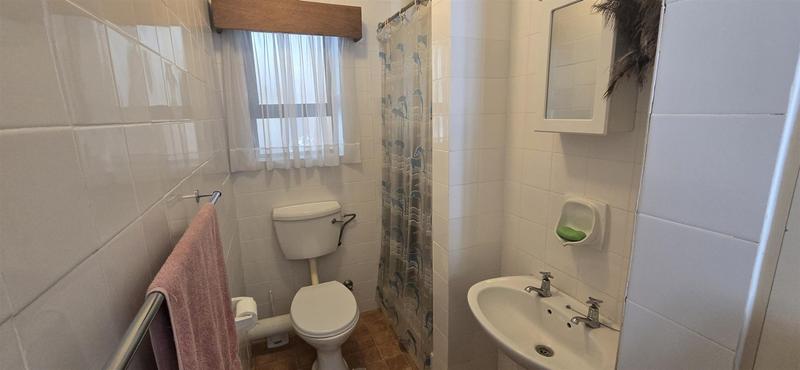 4 Bedroom Property for Sale in Outeniqua Strand Western Cape